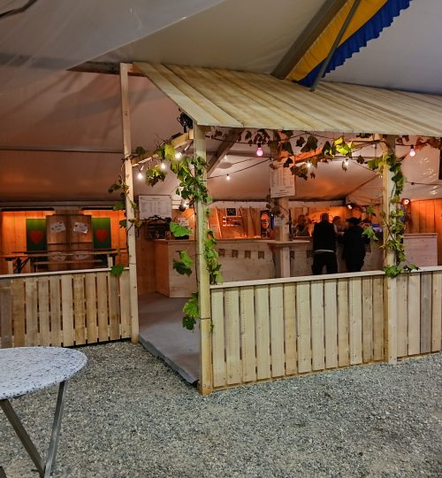 Weinlaube am Oktoberfest Wiechs a.R.